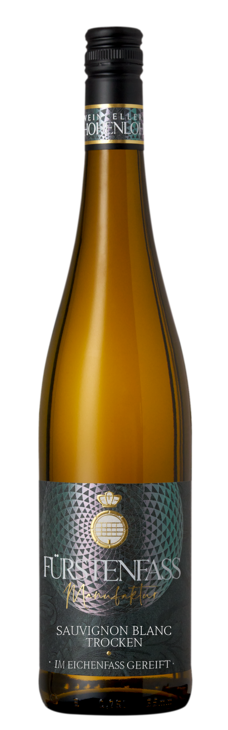 Frontansicht der Weinflasche Fürstenfass Manufaktur Sauvignon Blanc trocken im Tonneau gereift, Weißwein, 0,75 Liter, dunkle Schlegelflasche mit dunklem Etikett.